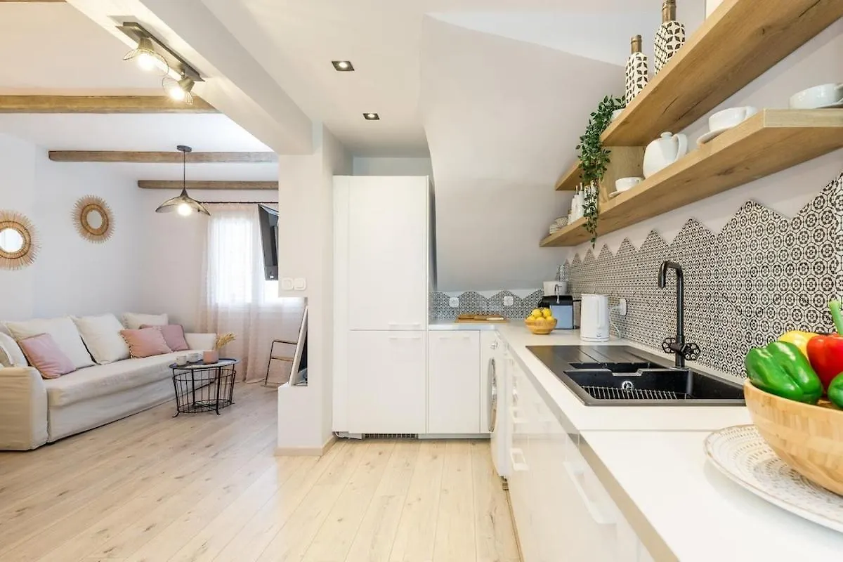 Stylish Modern Maisonette Argostoli