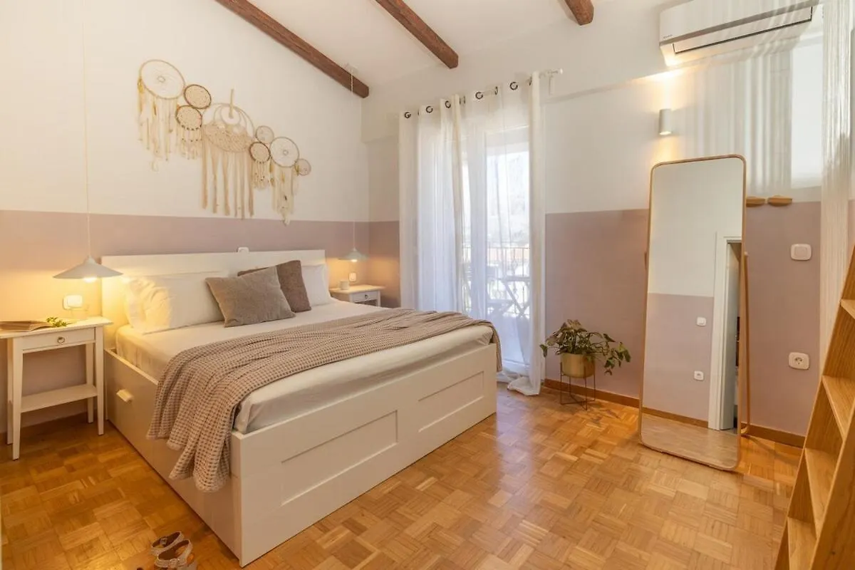 Stylish Modern Maisonette Argostoli  Grécia