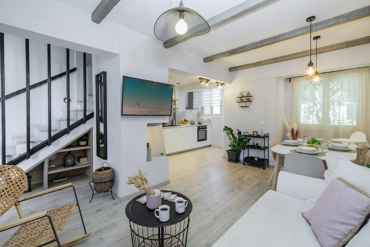 Stylish Modern Maisonette Argostoli